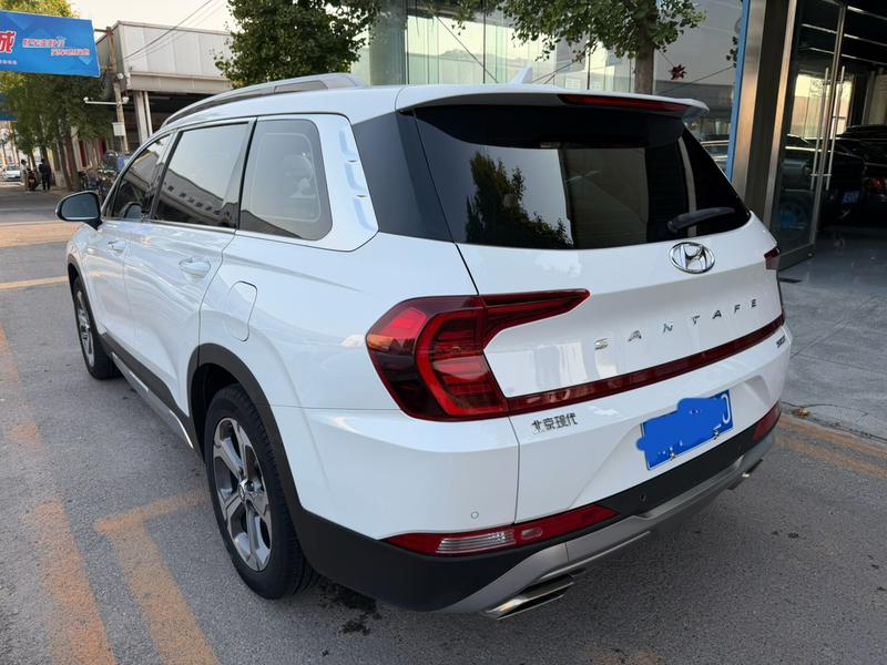 Hyundai Santa Fe - фото 2