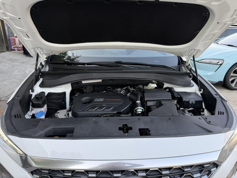 Hyundai Santa Fe - фото 4