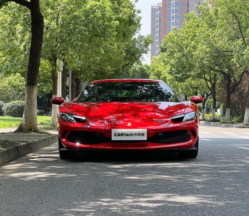 Ferrari 296 - фото 1