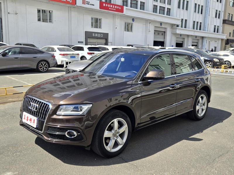 Audi Q5 - фото 0
