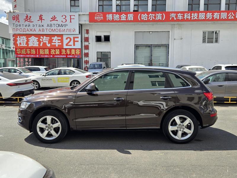Audi Q5 - фото 3