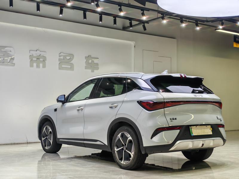 BYD Atto 3 - фото 3