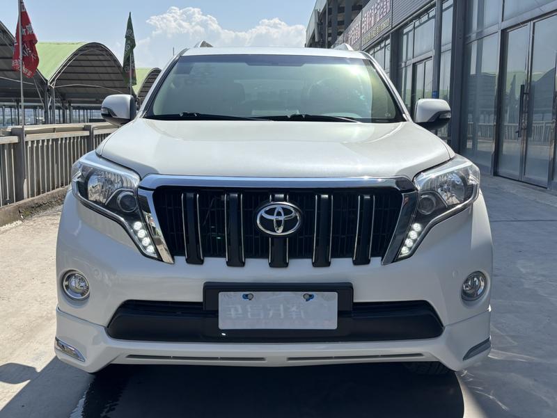Toyota Prado (Import) - фото 1