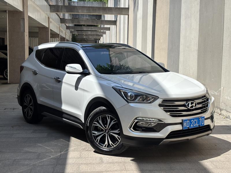 Hyundai Santa Fe - фото 2