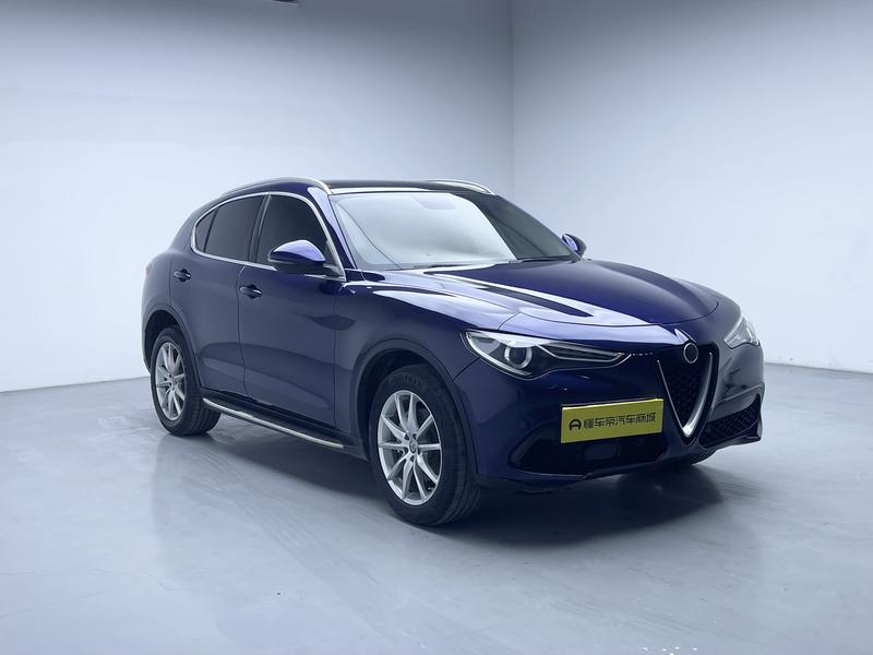 Alfa Romeo Stelvio - фото 2