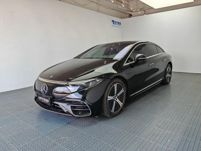 Mercedes-Benz EQS - фото 0