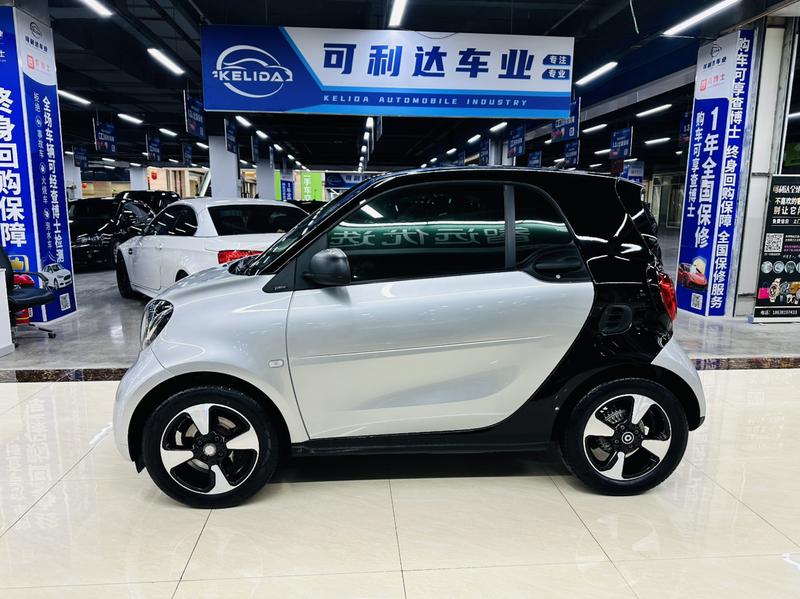 Smart fortwo - фото 3