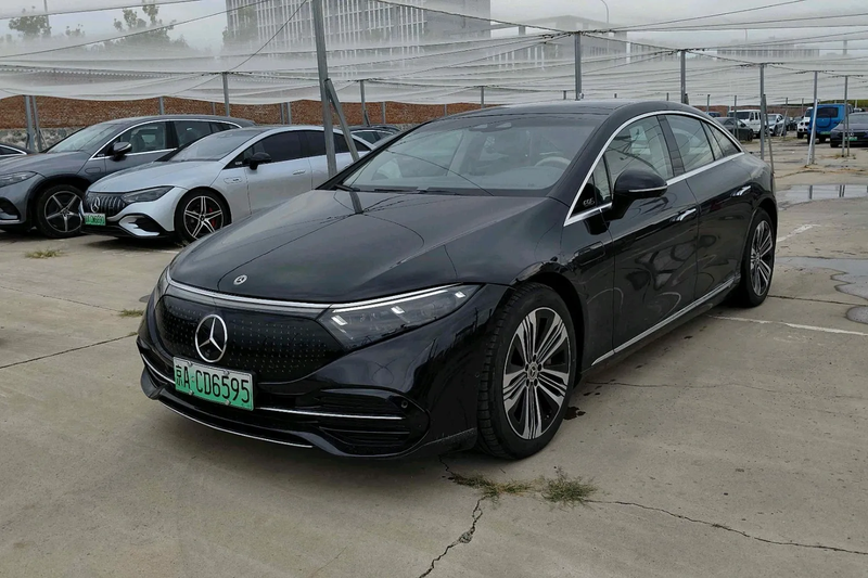 Mercedes-Benz EQS - фото 0