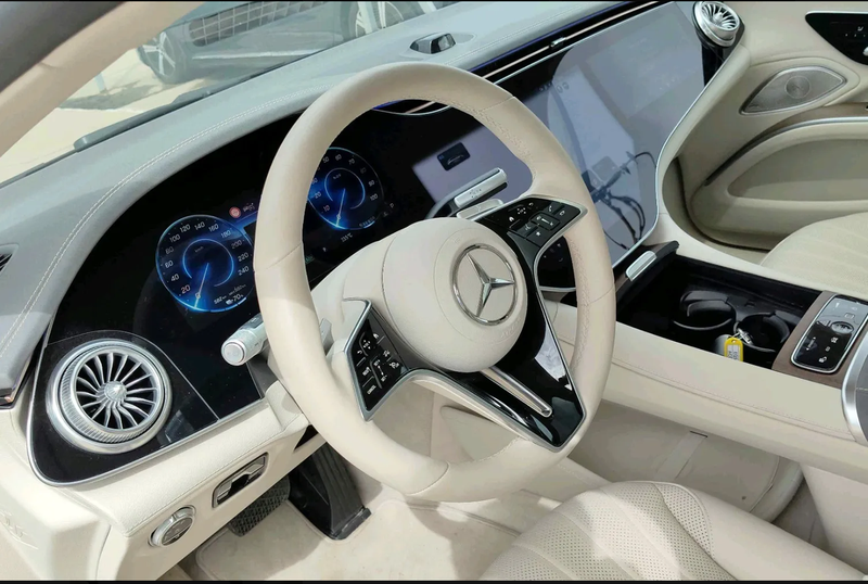 Mercedes-Benz EQS - фото 3