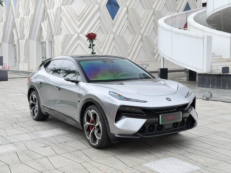 Lotus Eletre - фото 2