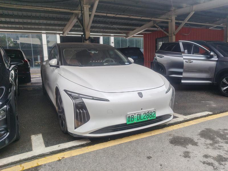 Dongfeng Forthing S7 - фото 2