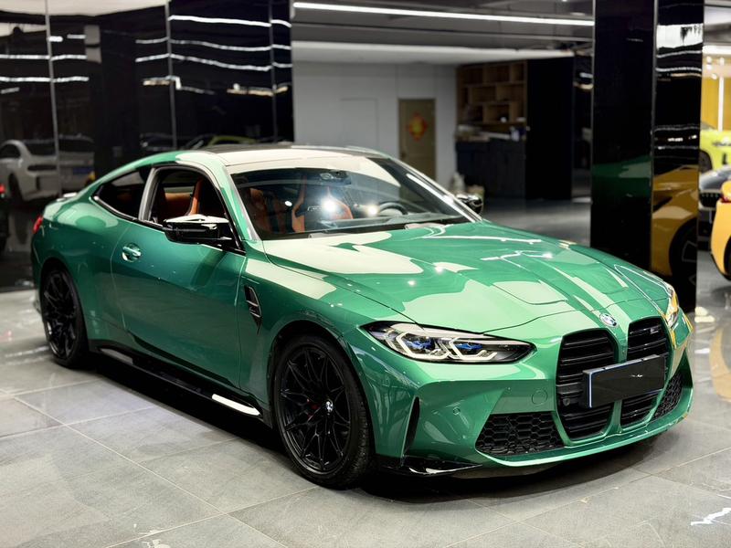 BMW M4 - фото 2