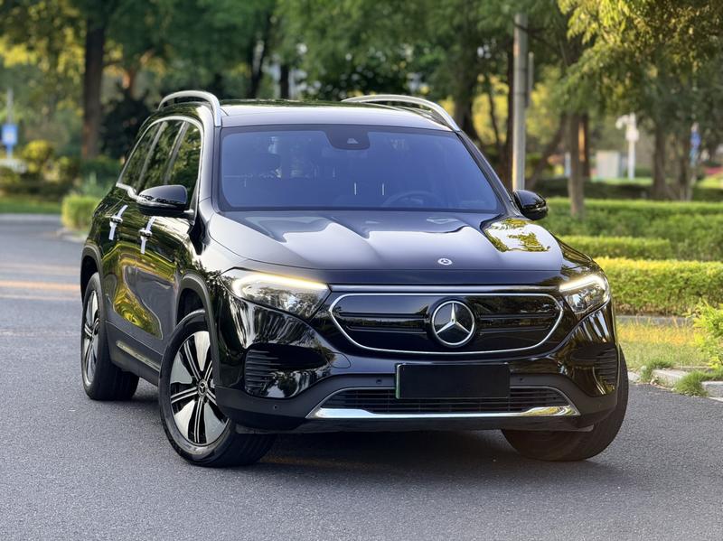 Mercedes-Benz EQB - фото 2
