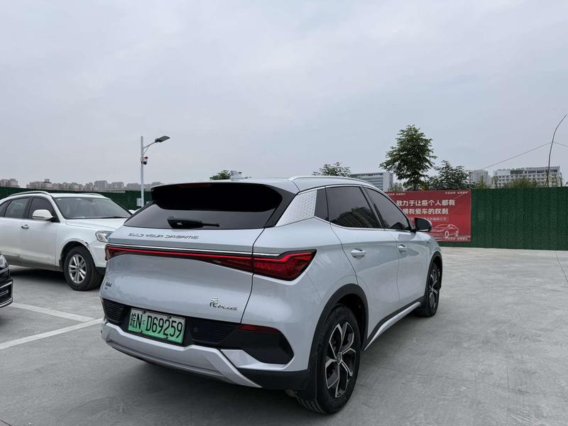 BYD Atto 3 - фото 3