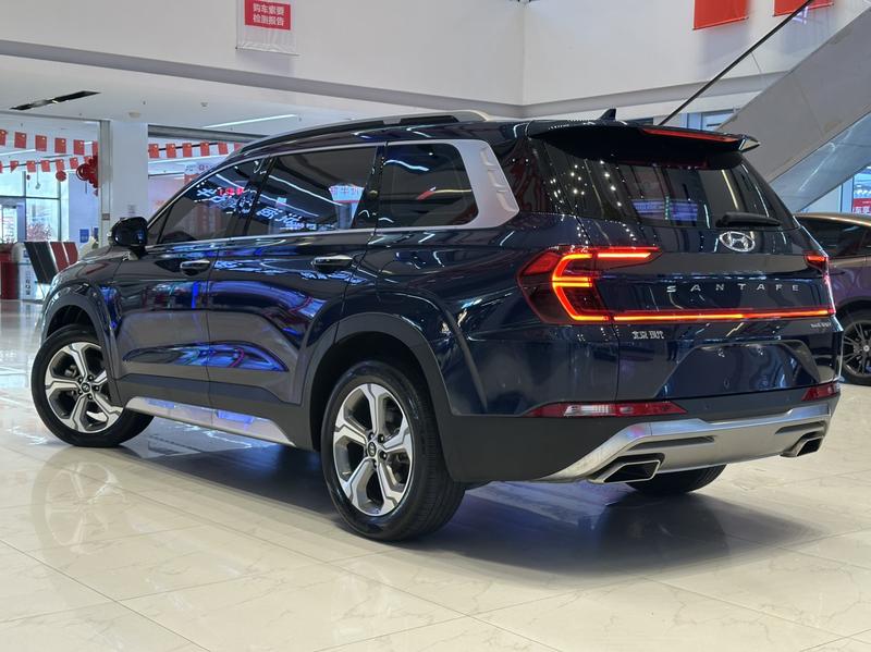 Hyundai Santa Fe - фото 4