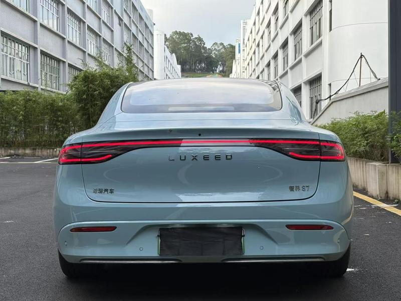 Luxeed S7 - фото 4