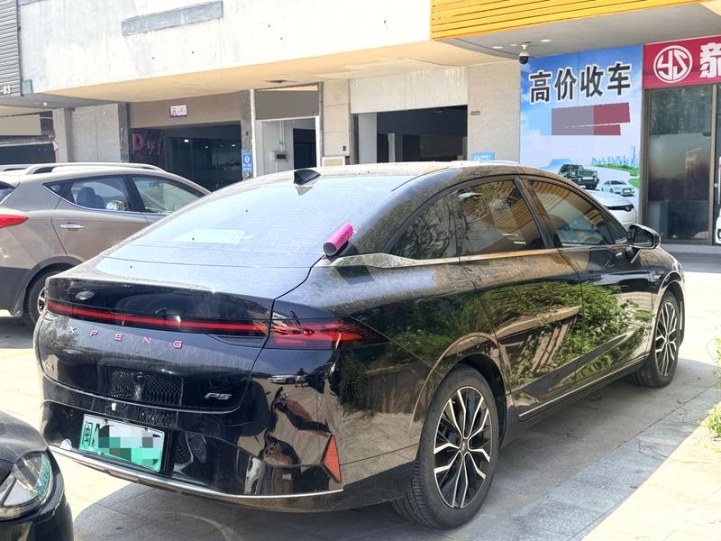 XPeng P5 - фото 2