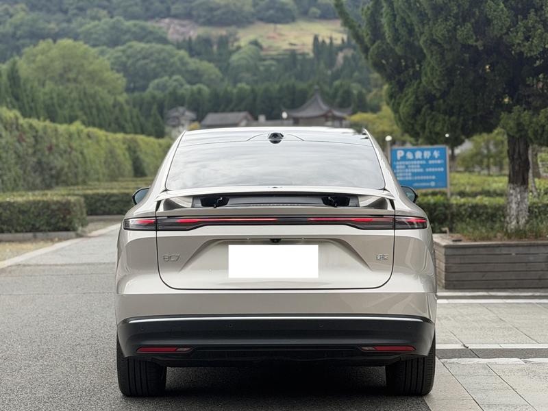 NIO EC7 - фото 4