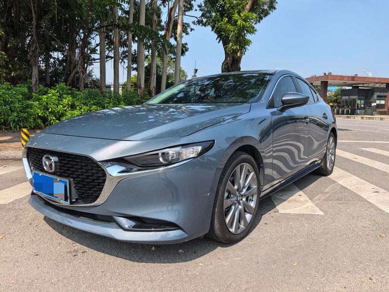 Mazda 3 - фото 0