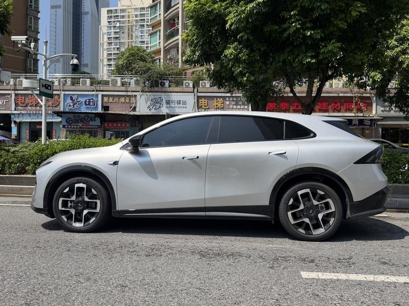 XPeng G7 - фото 2