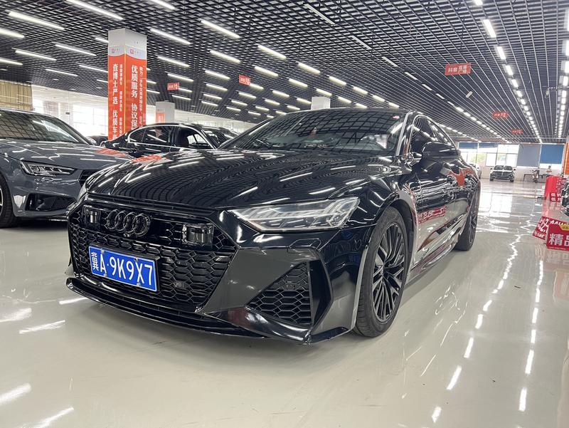 Audi A7 - фото 0