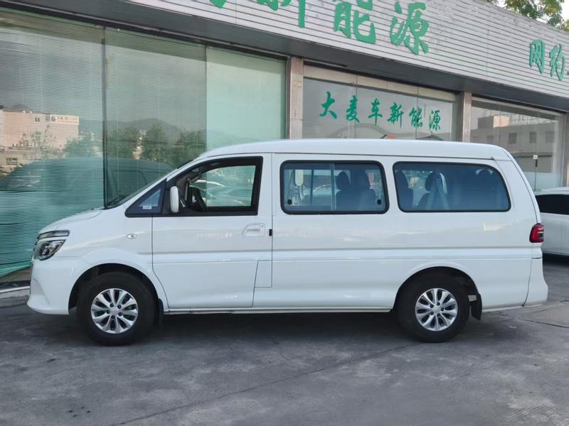 Dongfeng Forthing Lingzhi EV - фото 1
