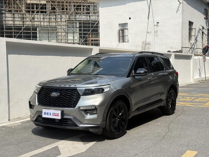 Ford Explorer - фото 0