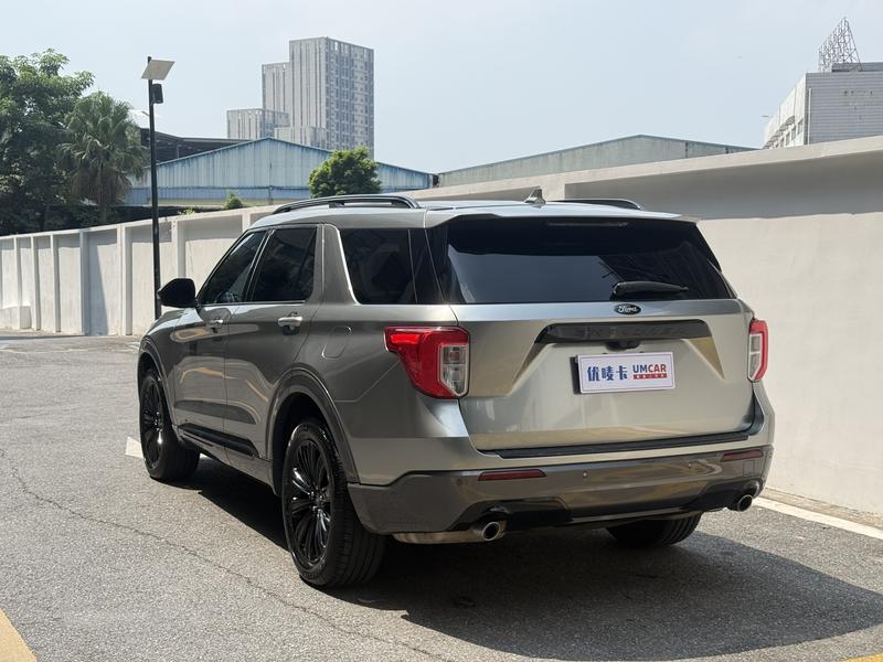 Ford Explorer - фото 3