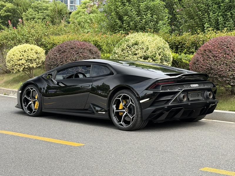 Lamborghini Huracán - фото 2