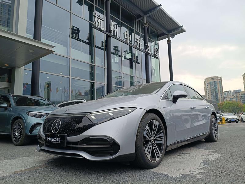 Mercedes-Benz EQS - фото 0