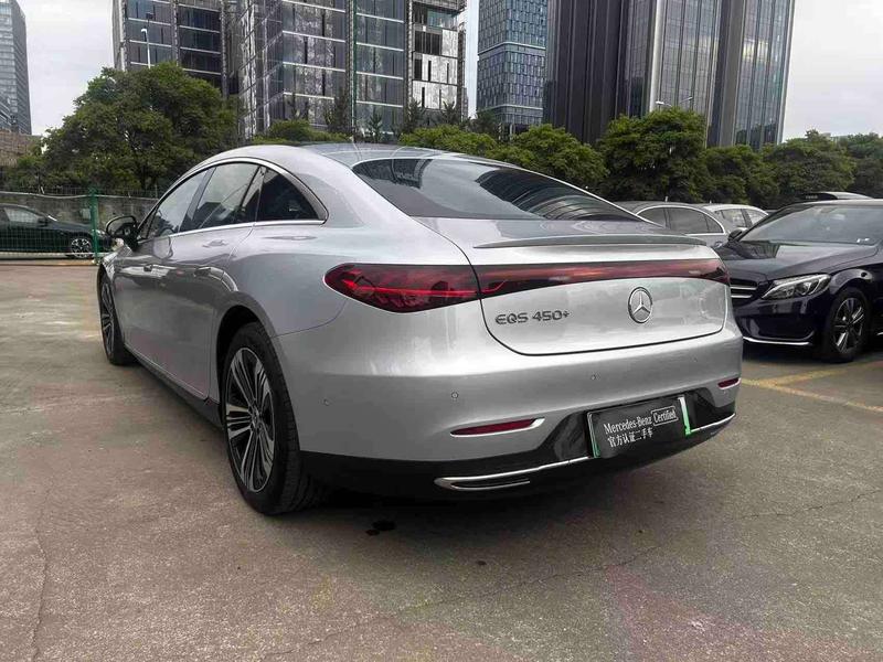 Mercedes-Benz EQS - фото 3