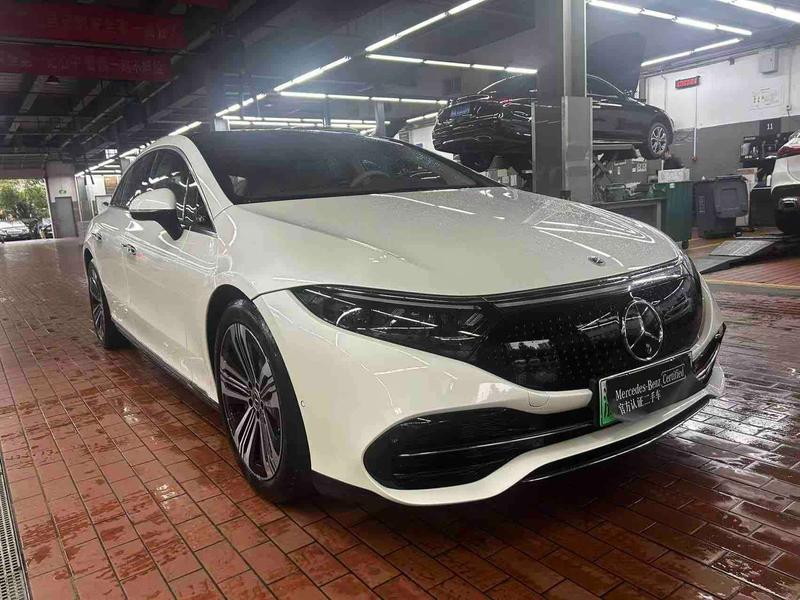 Mercedes-Benz EQS - фото 2