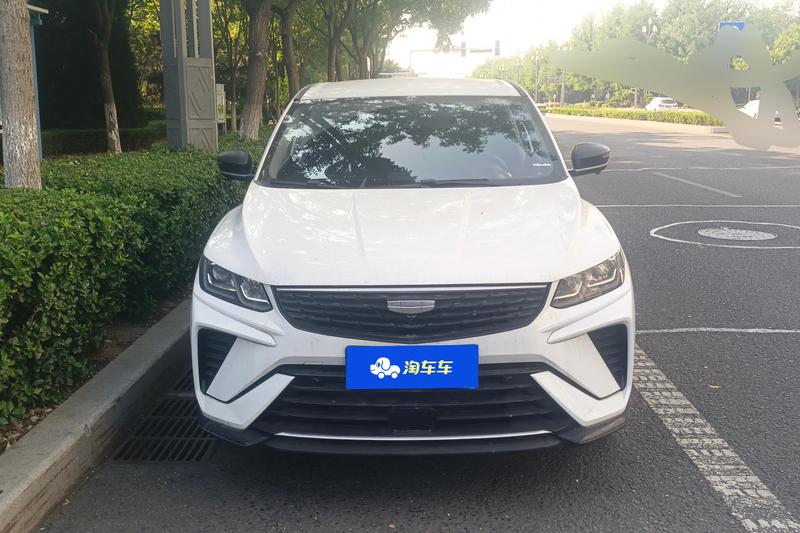 Geely Coolray - фото 1