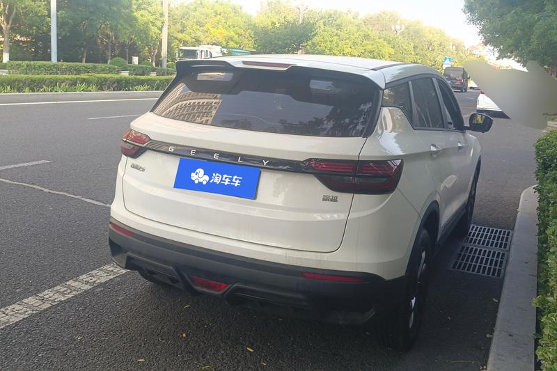 Geely Coolray - фото 2