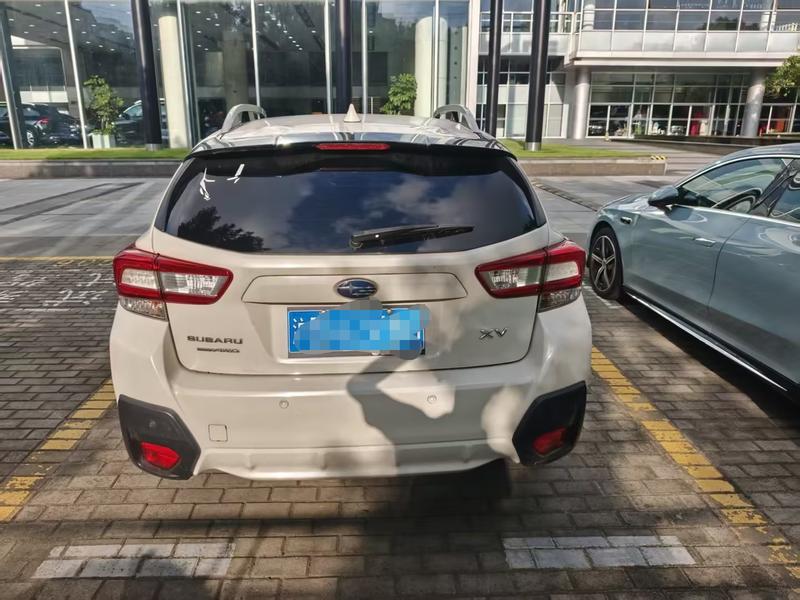 Subaru XV - фото 2