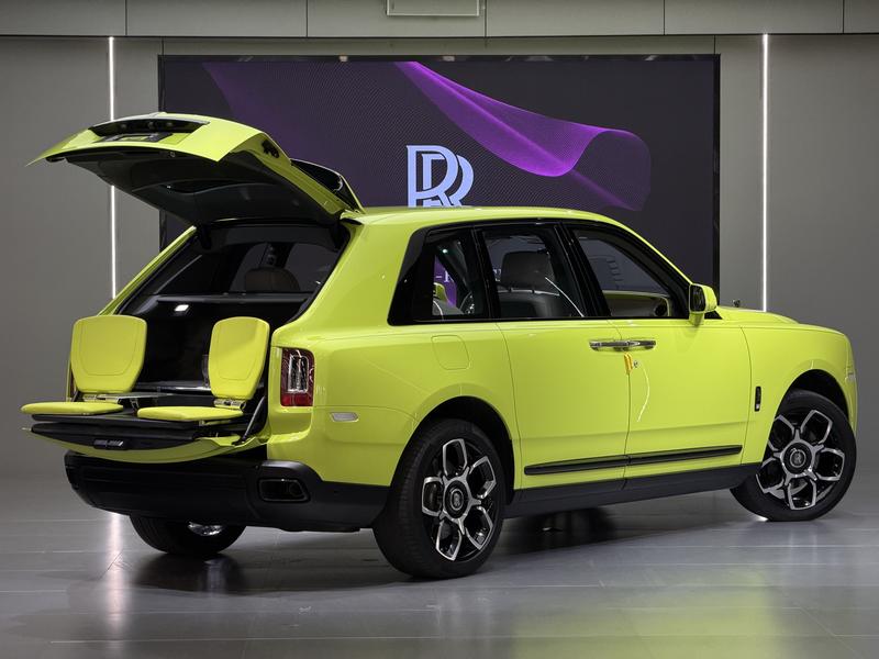 Rolls-Royce Cullinan - фото 3