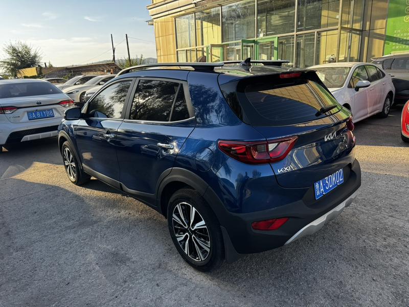 Kia Pegas - фото 3