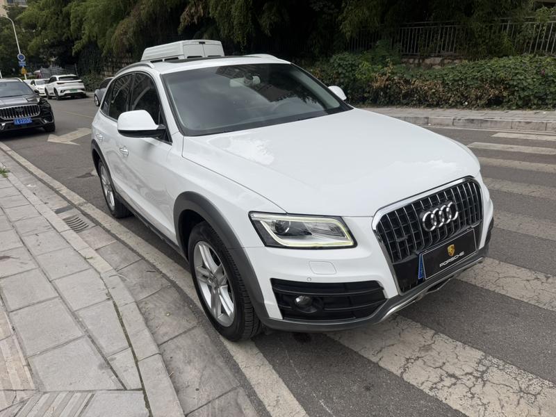 Audi Q5 - фото 2