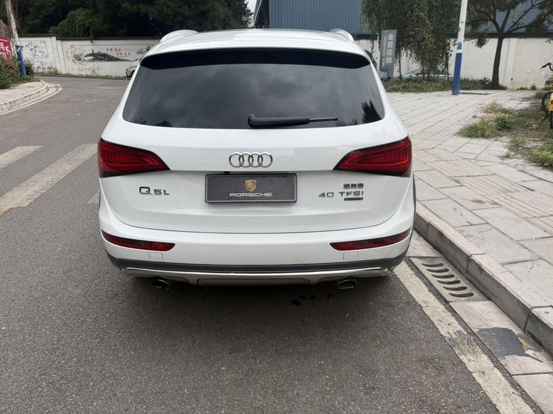Audi Q5 - фото 4