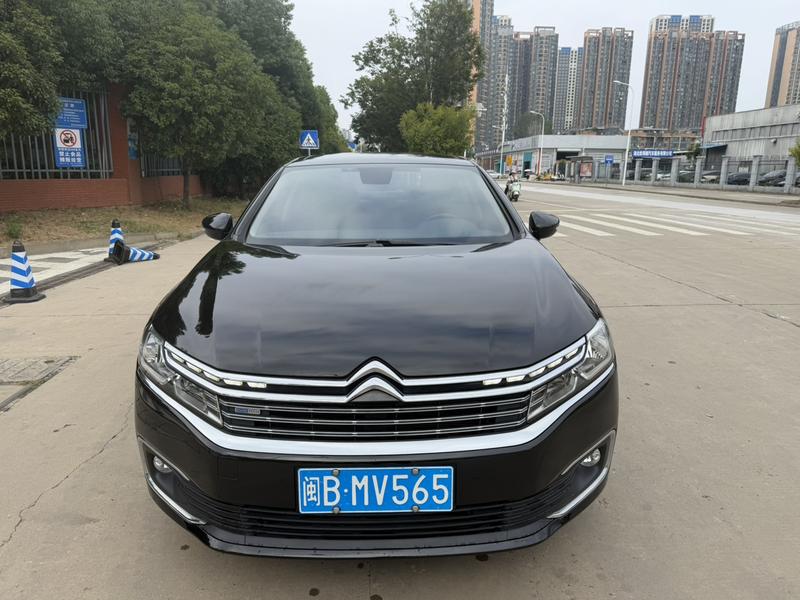 Citroen C6 - фото 1