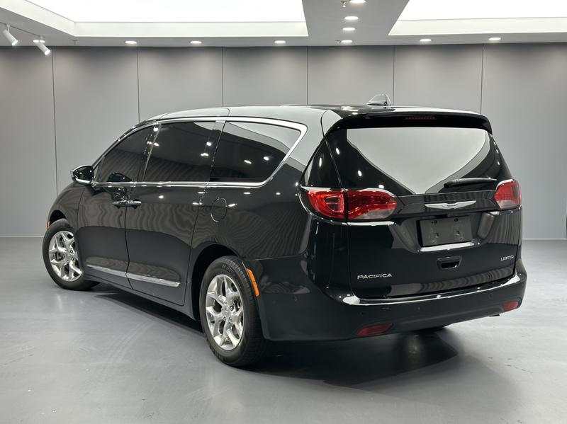Chrysler Grand Voyager (Import) - фото 3