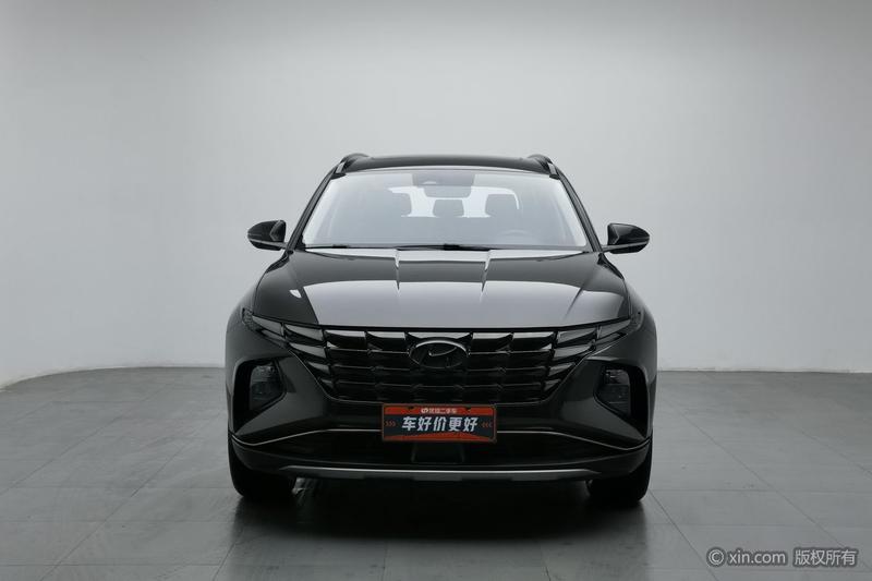 Hyundai Tucson - фото 1