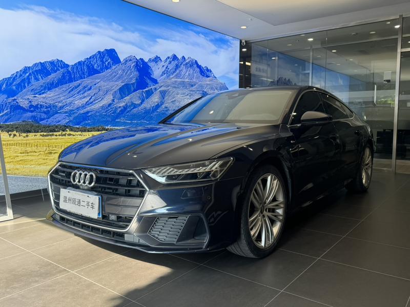 Audi A7 - фото 0