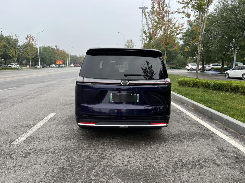 GAC Trumpchi E8 PHEV - фото 4