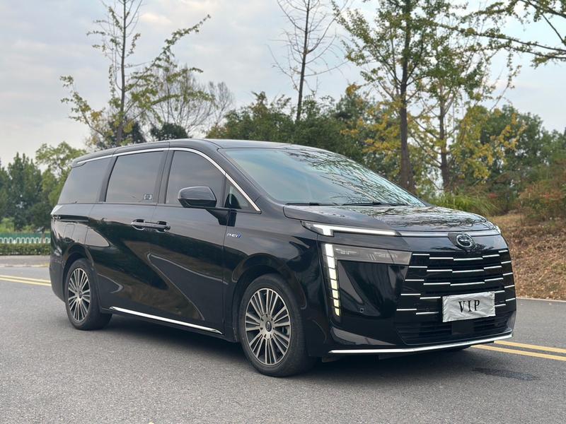 GAC Trumpchi E8 PHEV - фото 2