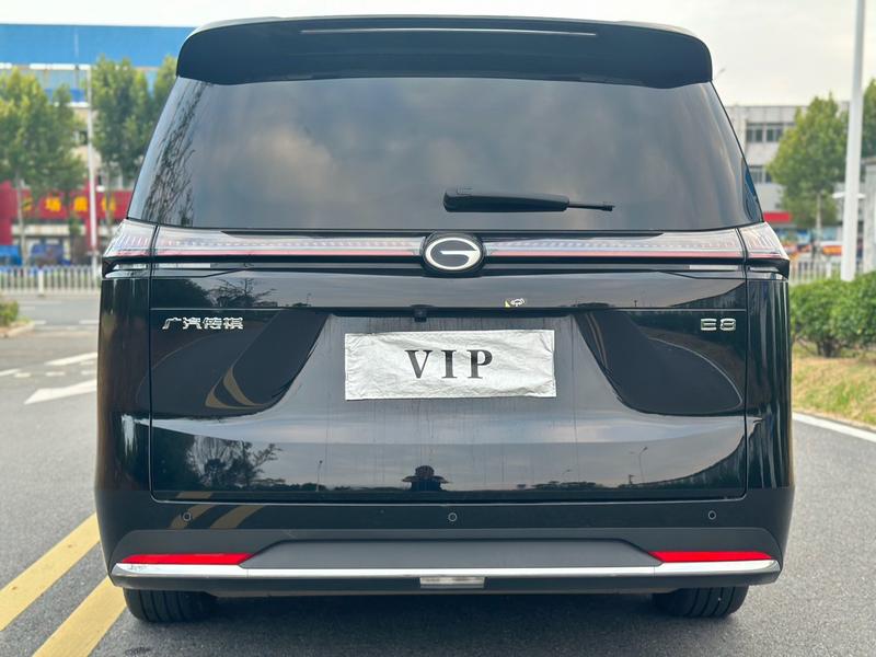 GAC Trumpchi E8 PHEV - фото 4