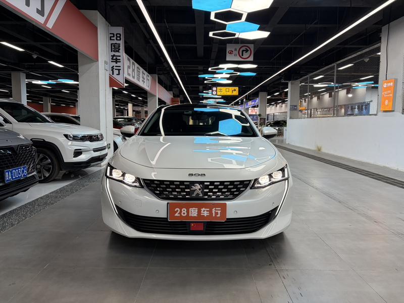 Peugeot 508L - фото 1
