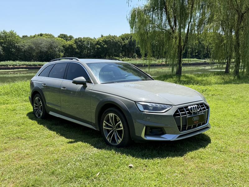 Audi A4 (Import) - фото 2