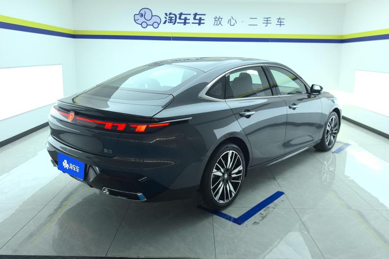 Changan Eado - фото 2