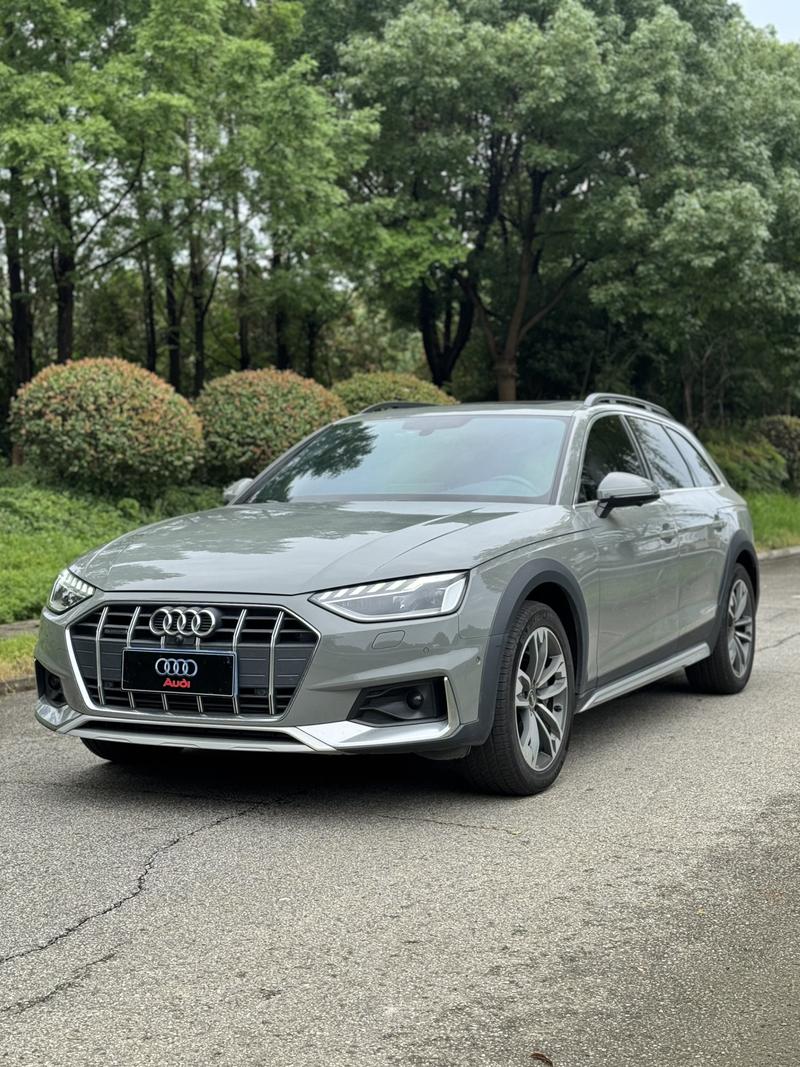 Audi A4 (Import) - фото 0